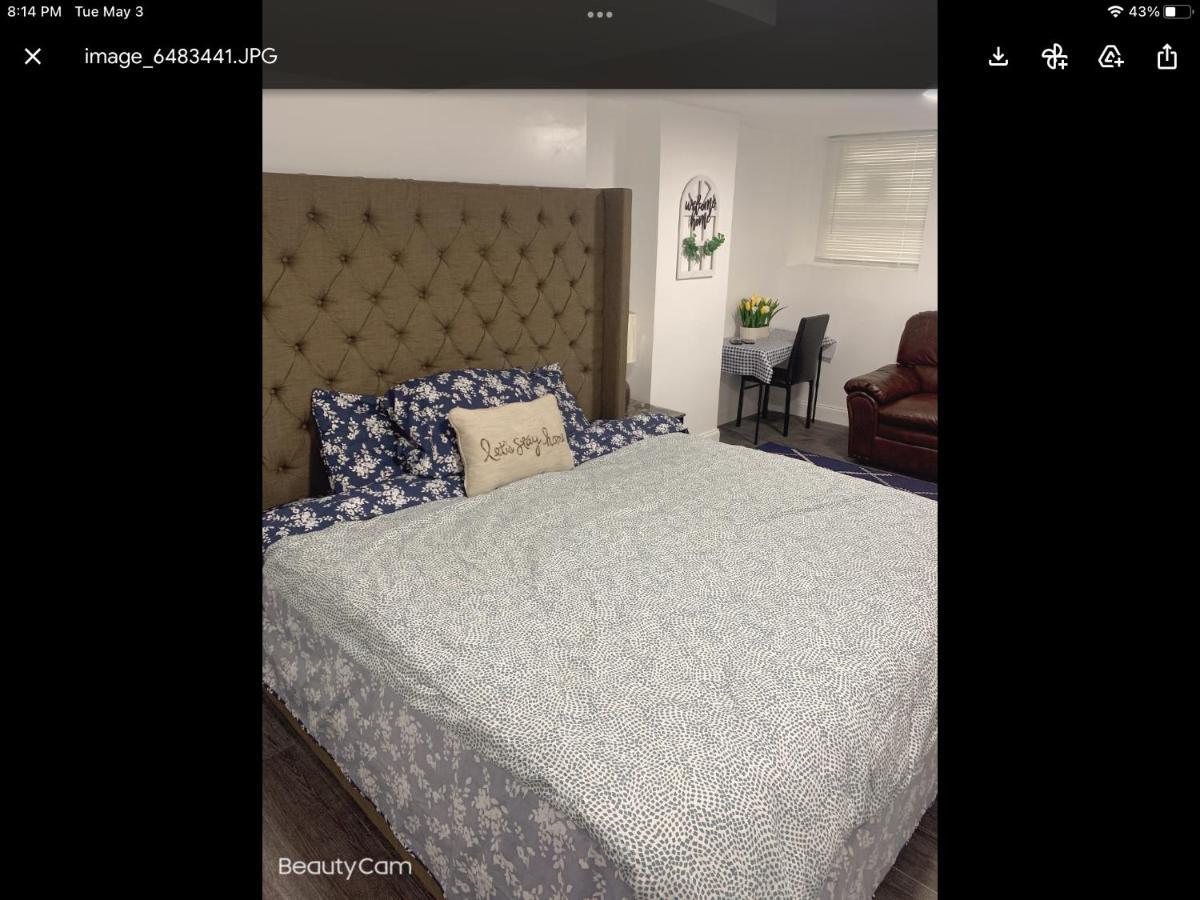 Sweet And Beautiful Bedroom Guest house